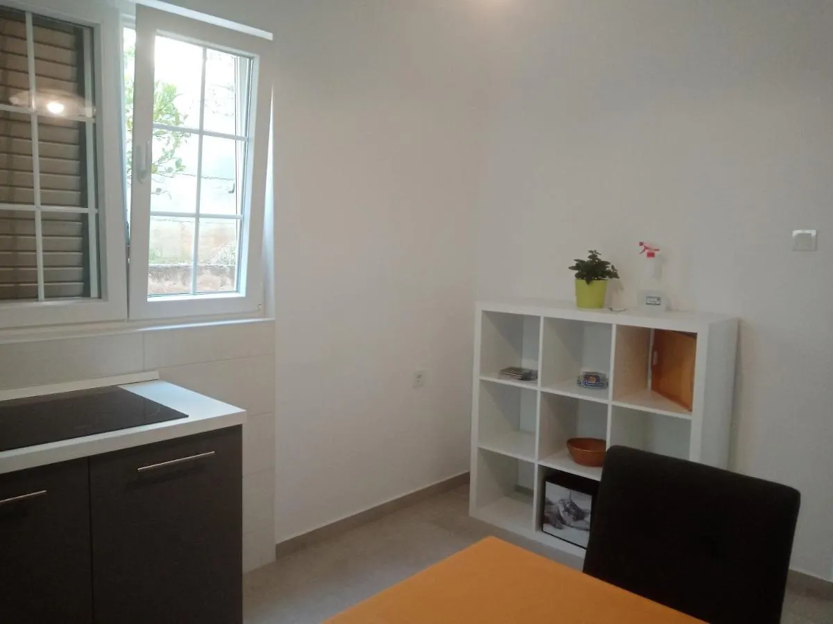 Apartments Marina Lopar
