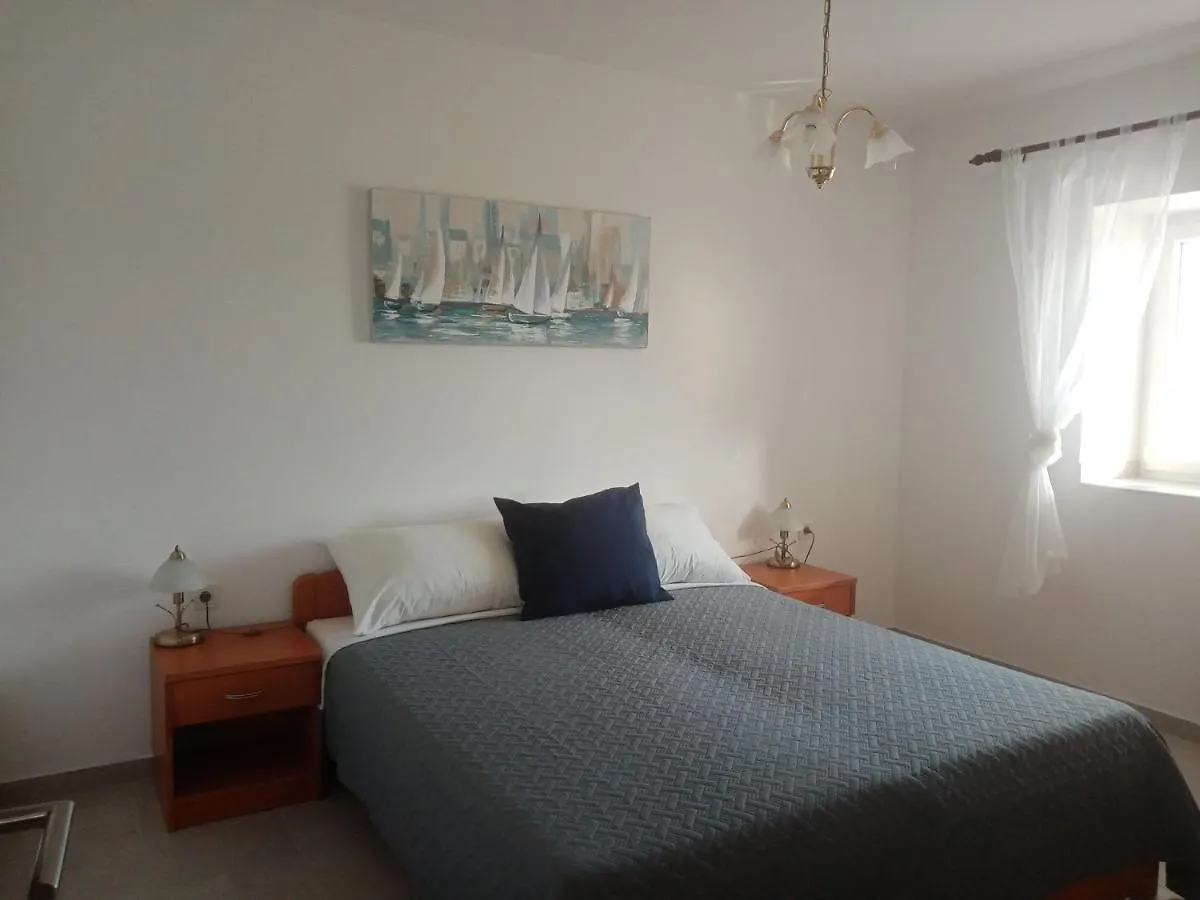 Apartments Marina Lopar
