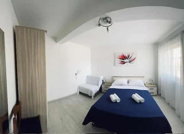 Apartments Marina Lopar