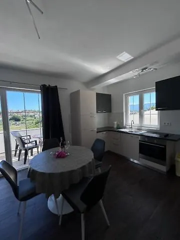 Apartments Marina Lopar