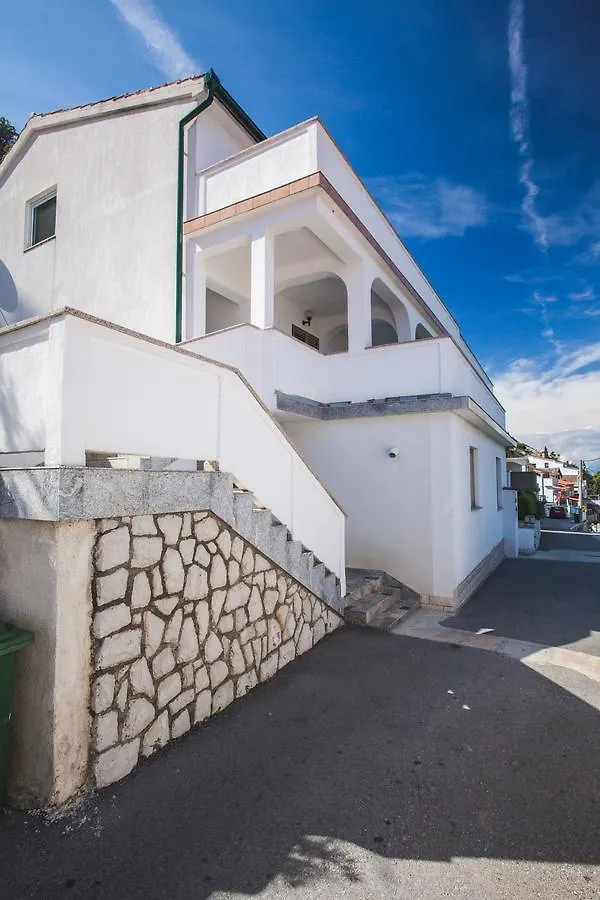 Apartments Marina Lopar