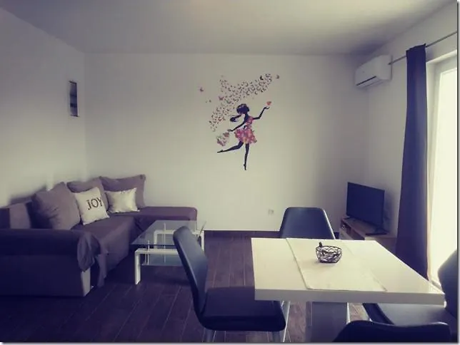 Apartments Marina Lopar 0*,  Κροατία