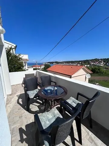 Apartments Marina Lopar Croatia