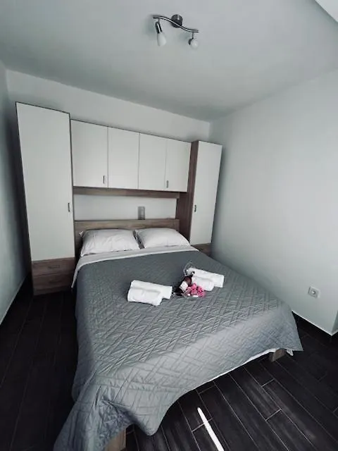 Apartments Marina Lopar