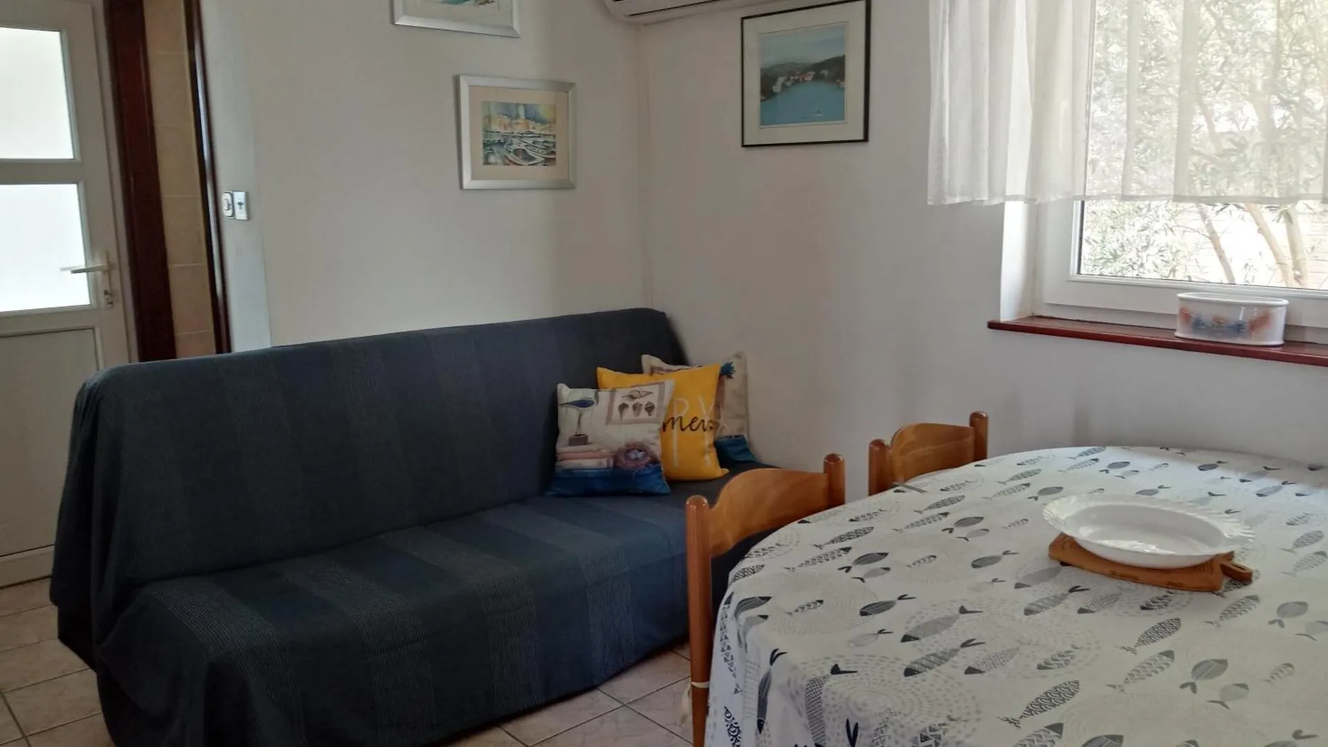 Apartments Marina Lopar